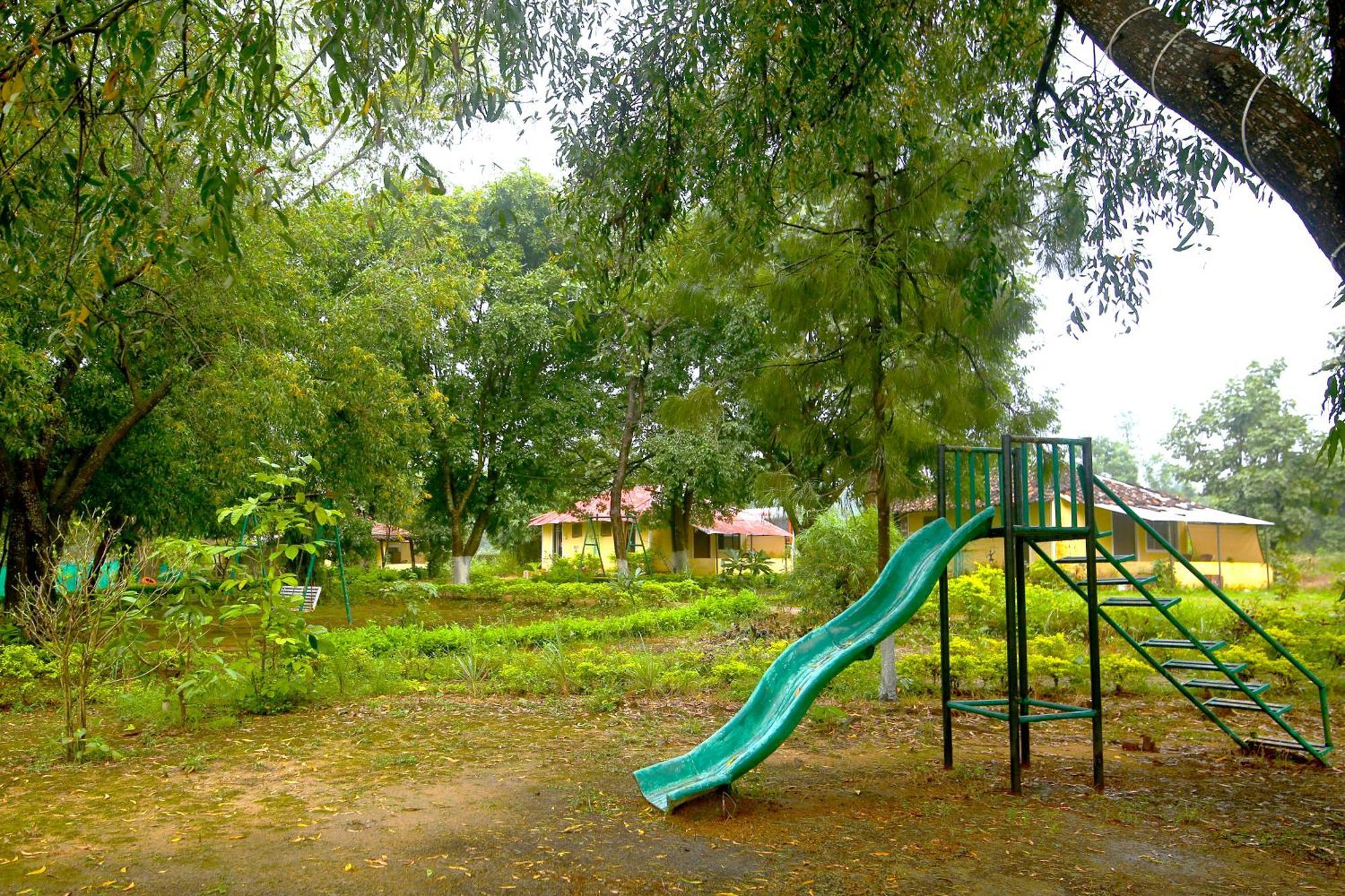 Tribal Wood Resort Dhanwār Exteriör bild