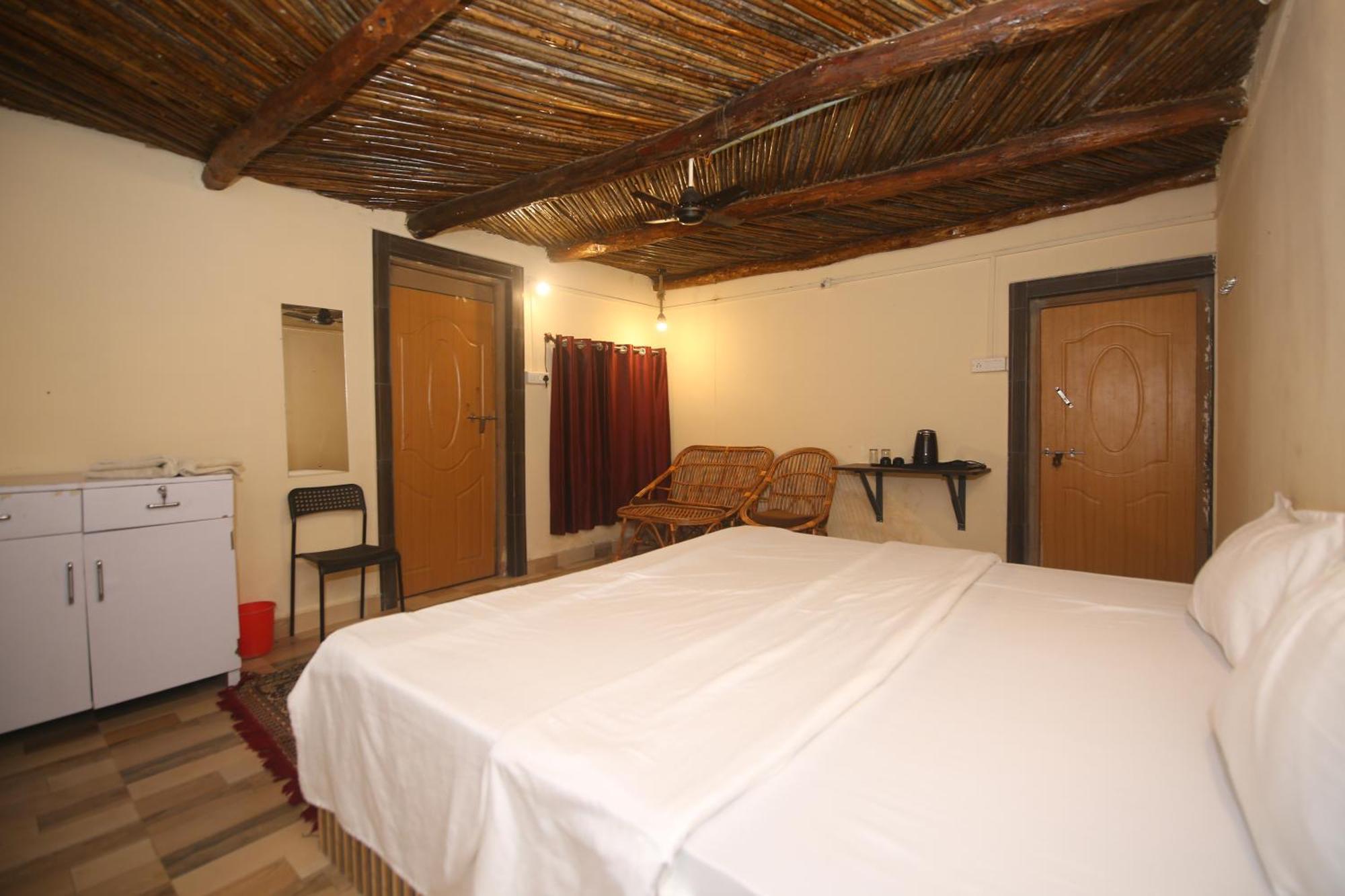 Tribal Wood Resort Dhanwār Exteriör bild