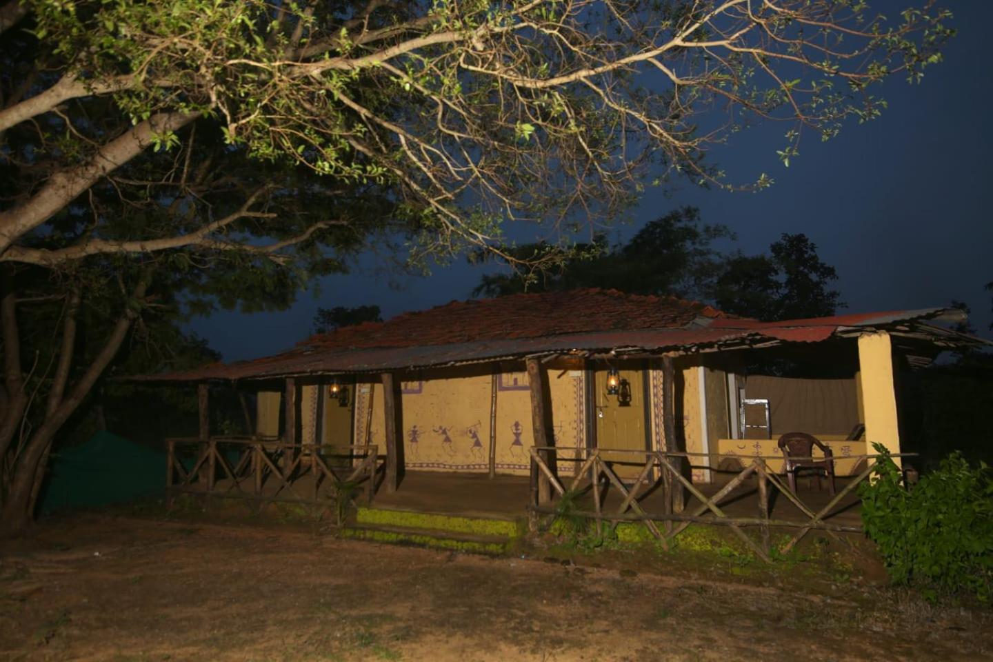 Tribal Wood Resort Dhanwār Exteriör bild